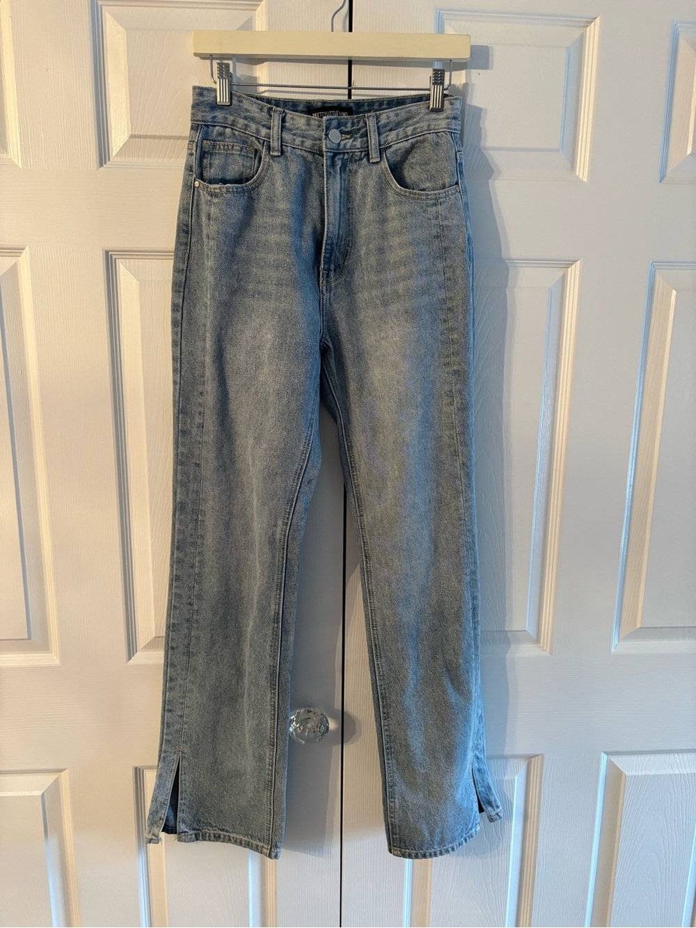 PrettyLittleThing Light Wash Split Hem Jeans